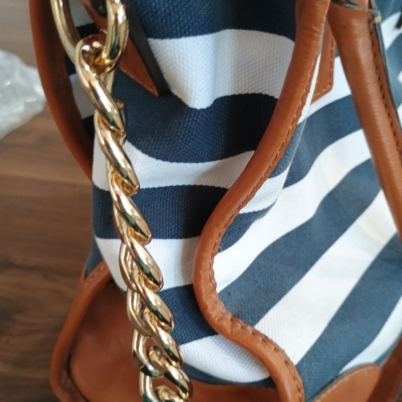 Michael Kors Striped Navy and Tan Women's Bag - Picture 16 of 16